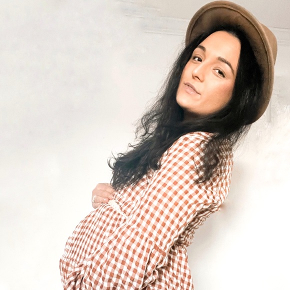 Meet your Posher, Mery :) - Picture 3 of 5